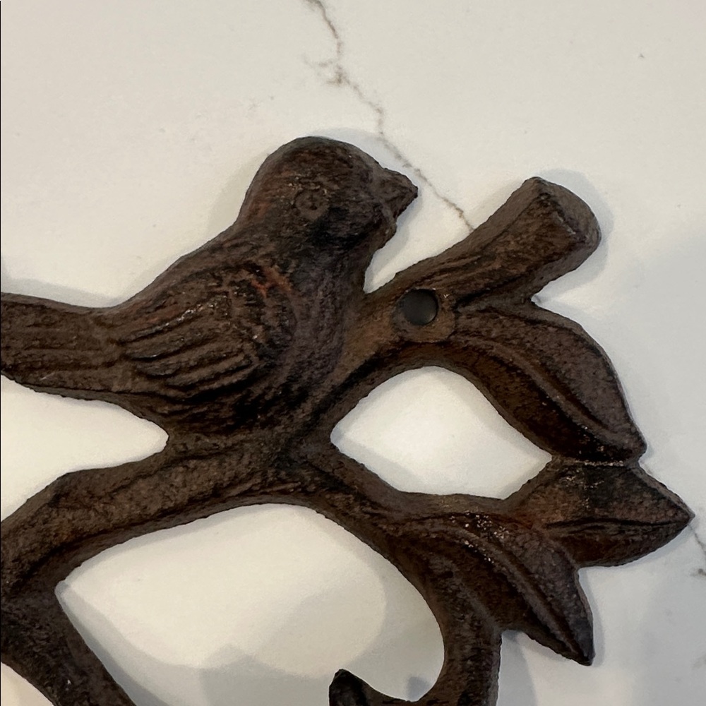 Rustic Cast Iron Black Brown Bird Wall Hook 4 hooks 3 birds Wall Decor - Picture 5 of 5